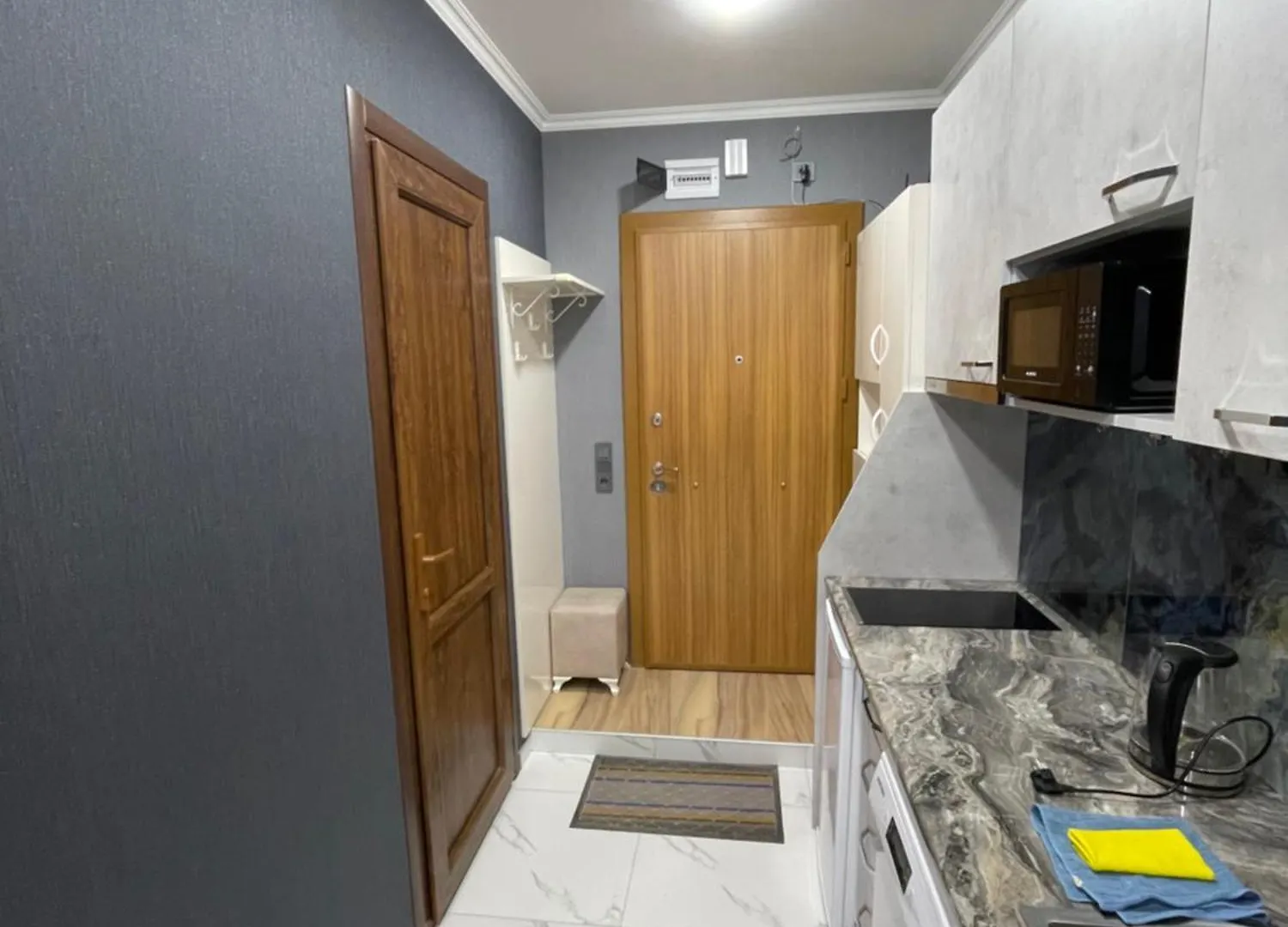 Batumi Apartment Gerbera